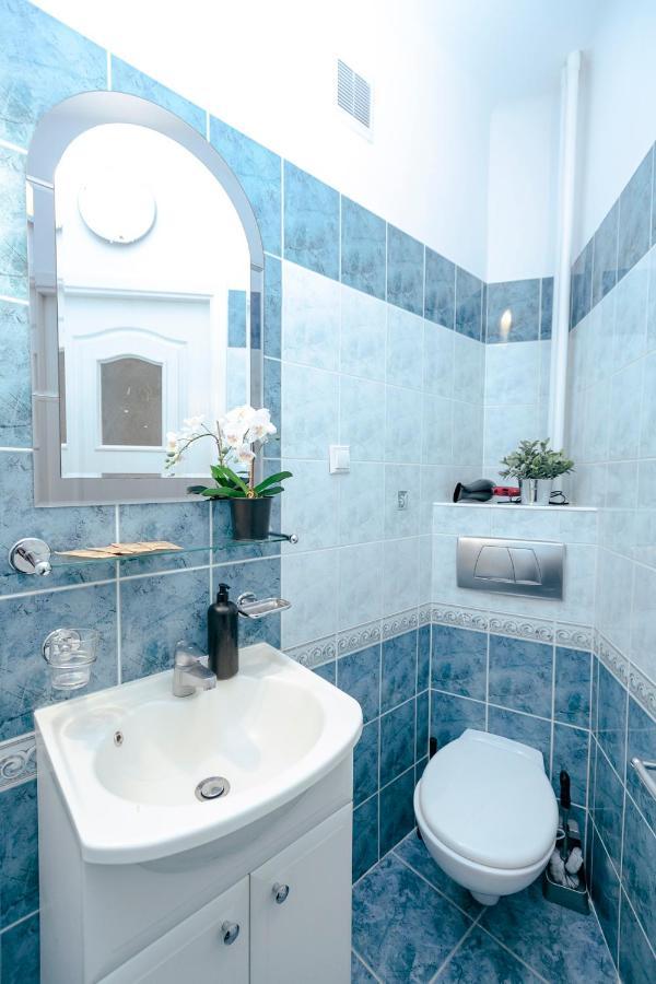 Wilcza 3 Blue - 260 Metrow Od Ambasady Usa - Better Rental Varşovia Exterior foto